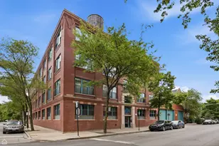 835 N Wood St, Chicago, IL 60622 - Photo 1