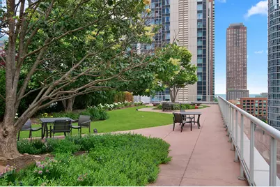 240 E Illinois Street #3001, Chicago, IL 60611 - Photo 23