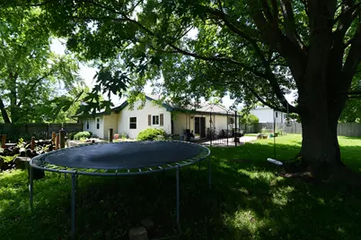 1810 Howe Lane, Hanover Park, IL 60133 - Photo 21
