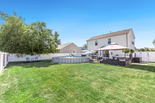 1806 Wintercrest Ct, Shorewood, IL 60404 - Photo 5