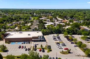 375 Juniper Tree Ct, Hoffman Estates, IL 60169 - Photo 35