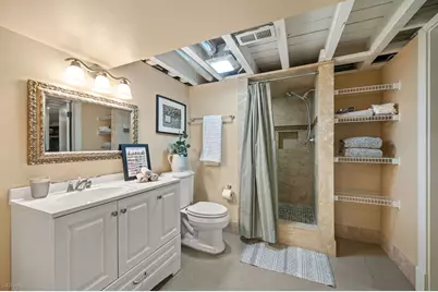 1020 W Roscoe Street #1W, Chicago, IL 60657 - Photo 31