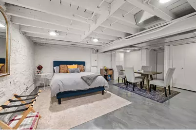 1020 W Roscoe Street #1W, Chicago, IL 60657 - Photo 29
