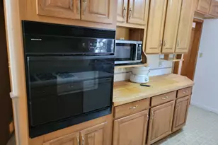 [Address not provided], Freeport, IL 61032 - Photo 17