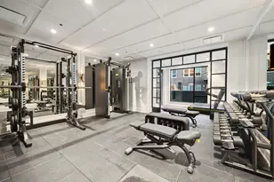 21 N May St, Chicago, IL 60607 - Photo 19
