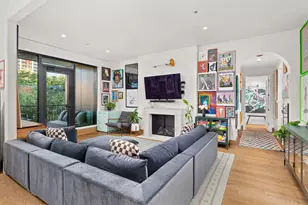 21 N May St, Chicago, IL 60607 - Photo 9