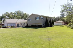 1516 N Kankakee St, Wilmington, IL 60481 - Photo 3
