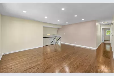 4145 Winston Drive, Hoffman Estates, IL 60192 - Photo 5