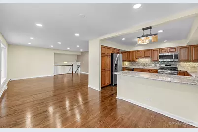 4145 Winston Drive, Hoffman Estates, IL 60192 - Photo 7