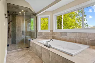 2925 Parkside Dr, Highland Park, IL 60035 - Photo 17