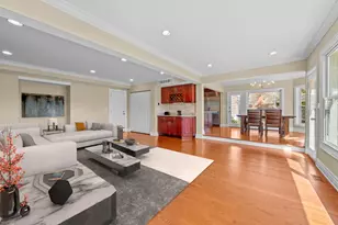 2925 Parkside Dr, Highland Park, IL 60035 - Photo 9