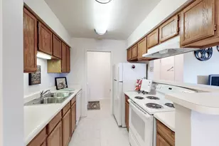 1138 Johnson Dr, Buffalo Grove, IL 60089 - Photo 11