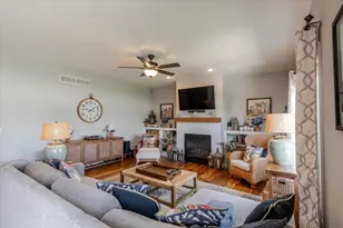 1304 Staghorne Way, Bloomington, IL 61705 - Photo 19