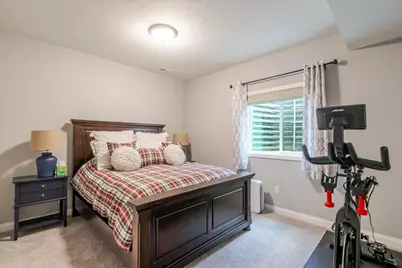 1304 Staghorne Way, Bloomington, IL 61705 - Photo 39