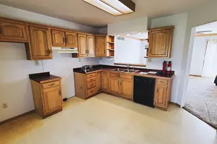9830 Yorktown Rd, Lyndon, IL 61261 - Photo 9
