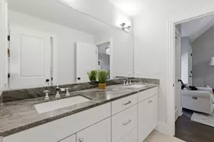 307 E Hillside Ave, Barrington, IL 60010 - Photo 31