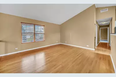 581 Le Parc Circle #581, Buffalo Grove, IL 60089 - Photo 9