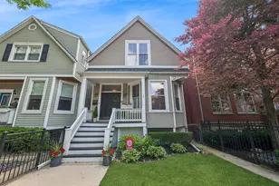 3635 N Hermitage Ave, Chicago, IL 60613 - Photo 1