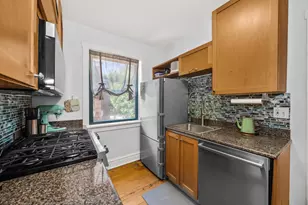 146 Clyde Ave, Evanston, IL 60202 - Photo 9