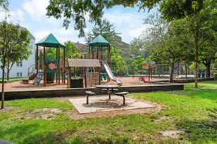 1912 N Cleveland Ave, Chicago, IL 60614 - Photo 31