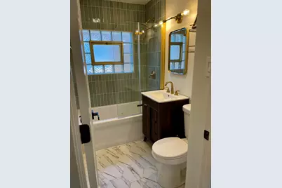 8739 S Bennett Avenue, Chicago, IL 60617 - Photo 13