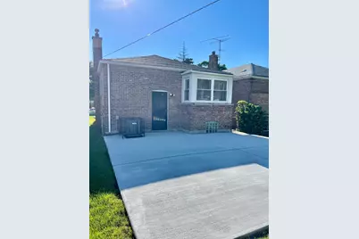 8739 S Bennett Avenue, Chicago, IL 60617 - Photo 25