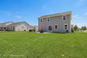 450 Cardinal Way, Hampshire, IL 60140 - Photo 37