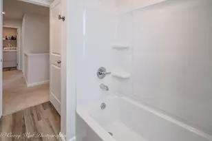 450 Cardinal Way, Hampshire, IL 60140 - Photo 27