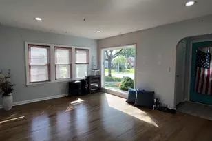 1826 Ohio Pkwy, Rockford, IL 61108 - Photo 9