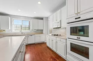 152 Ranney Ave, Vernon Hills, IL 60061 - Photo 5