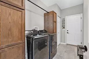 1004 Hudson Dr, Joliet, IL 60431 - Photo 15