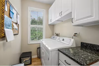 6735 N Cicero Avenue, Lincolnwood, IL 60712 - Photo 23