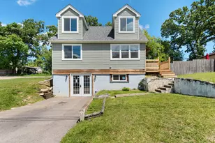 105 Morningside Dr, Lakemoor, IL 60051 - Photo 1