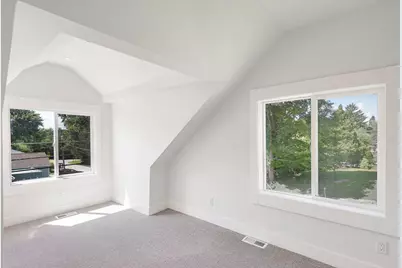 105 Morningside Drive, Lakemoor, IL 60051 - Photo 11