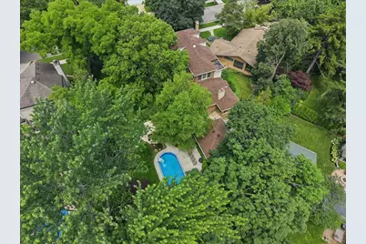 5873 N Forest Glen Avenue, Chicago, IL 60646 - Photo 39