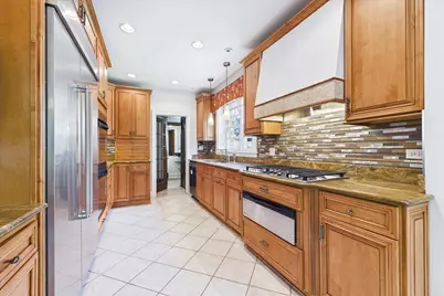 5873 N Forest Glen Avenue, Chicago, IL 60646 - Photo 9