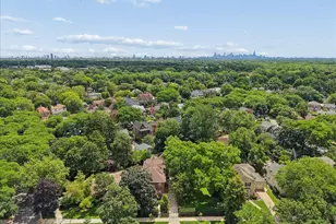 5873 N Forest Glen Ave, Chicago, IL 60646 - Photo 35