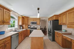 3208 Cherry Hills Dr, Champaign, IL 61822 - Photo 15