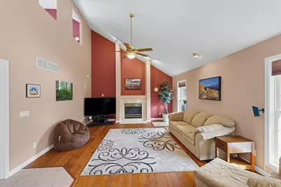 3208 Cherry Hills Drive, Champaign, IL 61822 - Photo 9