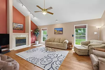 3208 Cherry Hills Drive, Champaign, IL 61822 - Photo 7