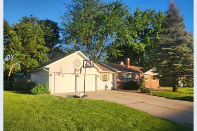 315 Maple Drive, Morris, IL 60450 - Photo 1