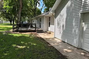 315 Maple Dr, Morris, IL 60450 - Photo 15