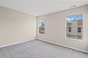 535 N Red Deer Rd, Round Lake, IL 60073 - Photo 13
