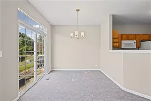 535 N Red Deer Rd, Round Lake, IL 60073 - Photo 5