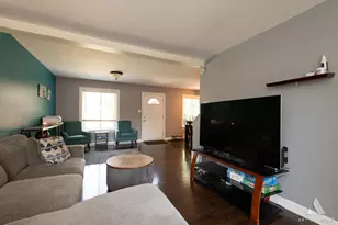 18W101 Standish Ln, Villa Park, IL 60181 - Photo 7
