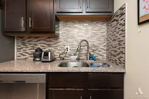 18W101 Standish Ln, Villa Park, IL 60181 - Photo 11