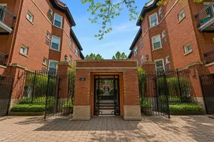 845 W Belle Plaine Ave, Chicago, IL 60613 - Photo 3