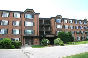 1216 S New Wilke Rd, Arlington Heights, IL 60005 - Photo 1