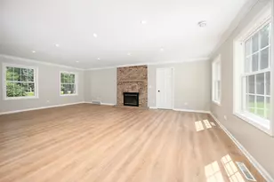 8307 Concord Dr, Bull Valley, IL 60098 - Photo 9