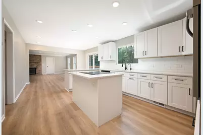 8307 Concord Drive, Bull Valley, IL 60098 - Photo 7